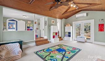 123 Westwood Rd, Asheville, NC 28804