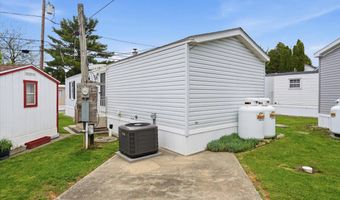 3350 AIRPORT Rd 5, Allentown, PA 18109
