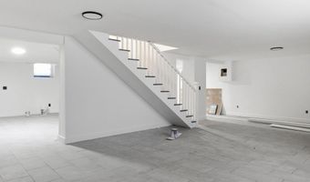 100 Putnam St, Bridgeport, CT 06608