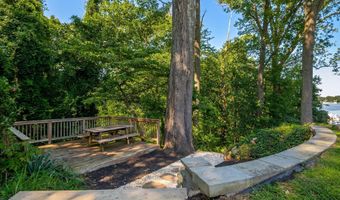 370 SHERMAN Ave, Arnold, MD 21012