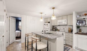 332 11TH St SE, Washington, DC 20003