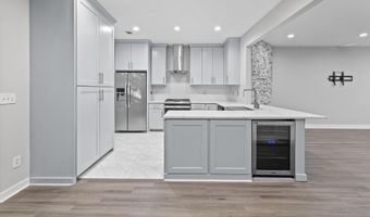 4645 VALAIS Ct 124, Alpharetta, GA 30022