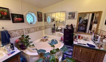 650 Clairmont Dr, Altoona, PA 16601