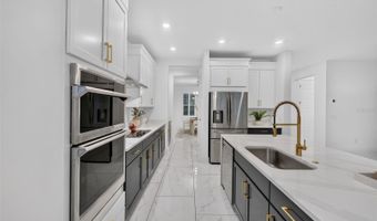 375 NIBLICK Way, Orlando, FL 32804
