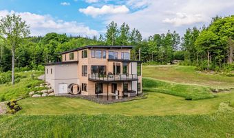 289 Ledgewood Dr, Bethlehem, NH 03574