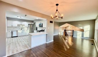 22 W070 Byron Ave, Addison, IL 60101