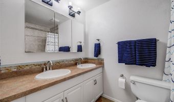 7370 Devinney Ct, Arvada, CO 80005