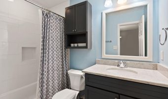 8074 SKY BLUE Dr, Alexandria, VA 22315