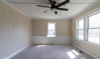 228 E 29th St, Anderson, IN 46016