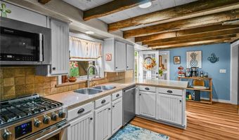 27 King St, East Greenwich, RI 02818