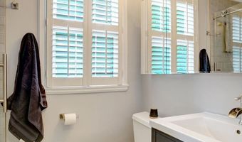 4220 32ND St S, Arlington, VA 22206