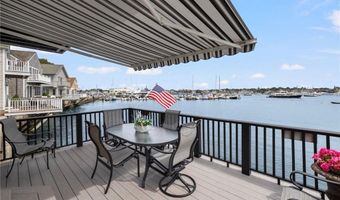 5 Defenders Row, Newport, RI 02840