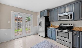 8624 VENOY Ct, Alexandria, VA 22309