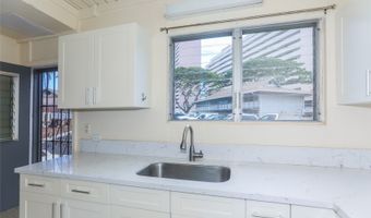 4202 Keanu St 4, Honolulu, HI 96816