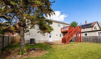 127 Curtiss St, Bristol, CT 06010