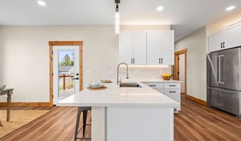 35579 Bella Ridge Loop, Astoria, OR 97103