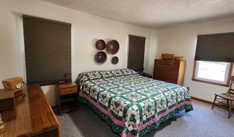 2110 Oak St, Atlantic, IA 50022
