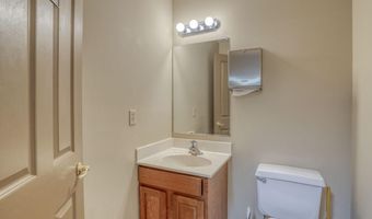 642 S QUEEN St 103, Dover, DE 19904