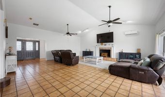 214 Bayview Dr, Aransas Pass, TX 78336