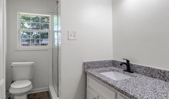 1001 Dale Dr, Benton, LA 71006