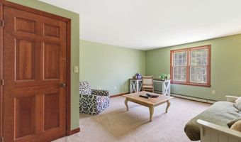 66 Lyford Rd, Brookfield, NH 03872