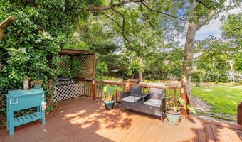 343 Clifton Ave, Bayville, NJ 08721