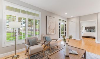 15109 2ND St, Aurora, OR 97002