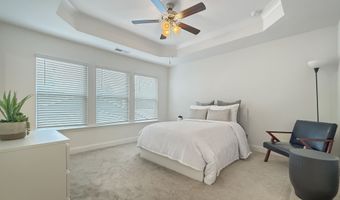 1160 Kendron LN 16, Atlanta, GA 30329