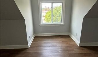1536 Cranston St 3, Cranston, RI 02920