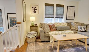45 Burnside Ave, Newport, RI 02840