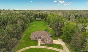 7893 Lantern Dr, Almont Twp., MI 48003