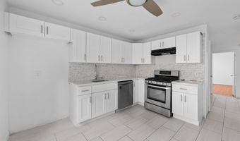 172 W 49TH St 1, Bayonne, NJ 07002