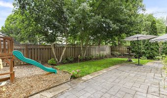 16800 NW PADDINGTON Dr, Beaverton, OR 97006