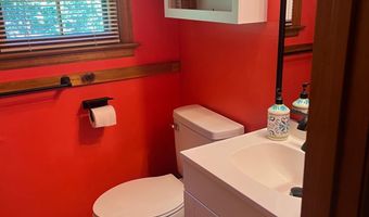 292 Briarwood Dr, Amherst, VA 24521