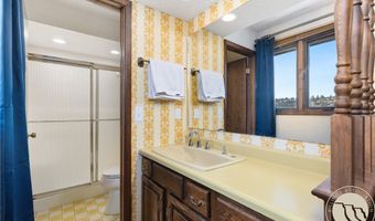 7608 Molt Rd, Billings, MT 59106