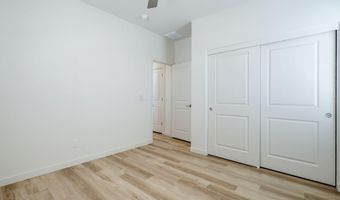 630 W LAREDO St, Chandler, AZ 85225