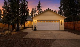 17316 Golden Eye Dr, Bend, OR 97707