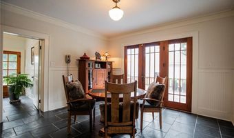 901 McCollum Dr, Bentonville, AR 72712