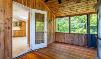 40 Washington St, Ayer, MA 01432