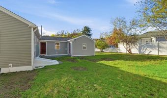 73 Tucker St, Lincoln, RI 02865