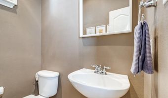 15741 Seabolt 28, Addison, TX 75001