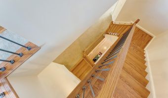 22477 FOUNDATION Dr, Ashburn, VA 20148