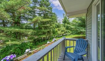 1425 Partridge Ln, Akron, OH 44333