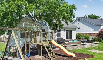 918 Claybend Dr, Ballwin, MO 63011