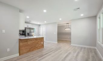5 Fawn Rd, Alloway, NJ 07422