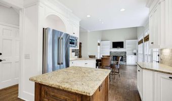 5185 Catalpa Knl, Acworth, GA 30101