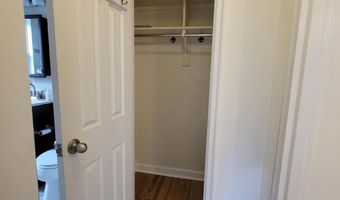 4358 N PERSHING Dr 43582, Arlington, VA 22203