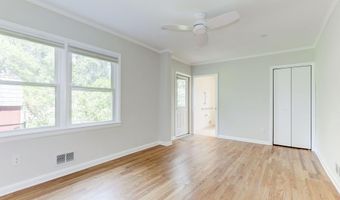 6115 LONE OAK Dr, Bethesda, MD 20817