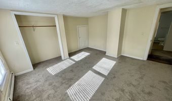 25 Pleasant St, Ansonia, CT 06401