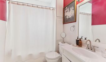 4518 Kingman Blvd, Des Moines, IA 50311